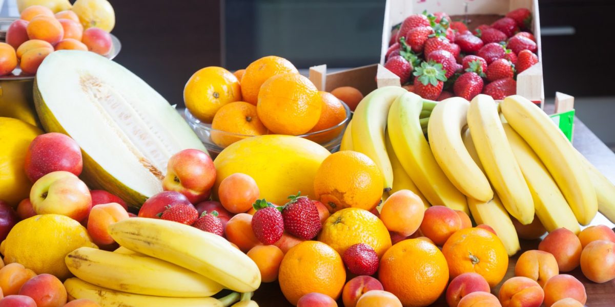 slaheap-various-fresh-fruits